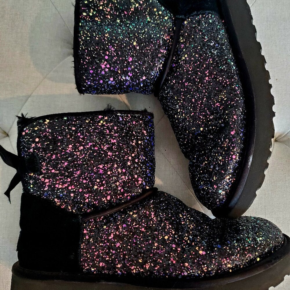 UGG Womens 10 Cosmos Classic Mini Bow Boots Glitter Purple Black Sparkle Funky